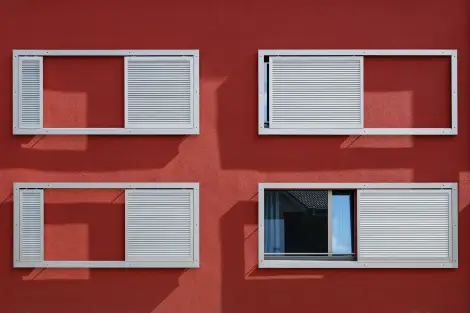 G06 Foto Aussen Fenster 01