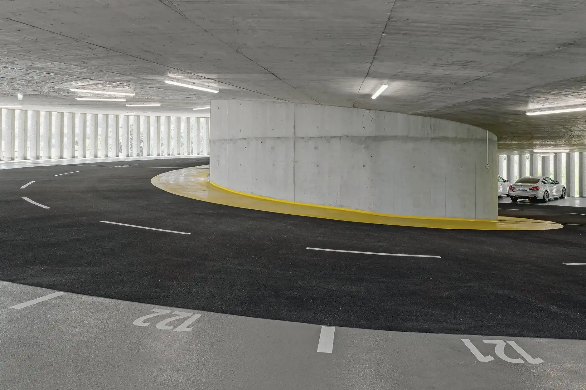 G11 Foto Innen Auffahrt