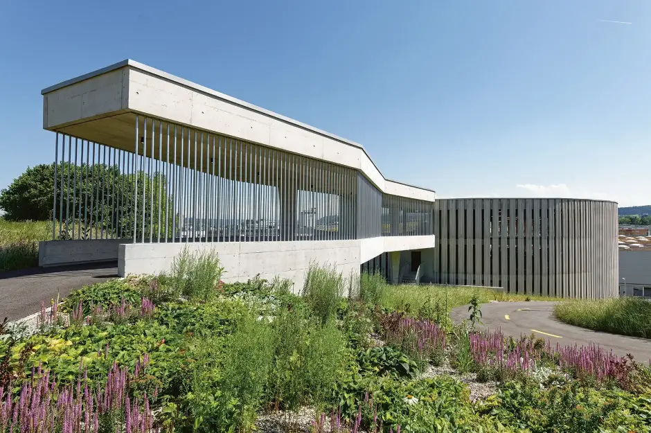 G11 Foto Aussen Zugang 03