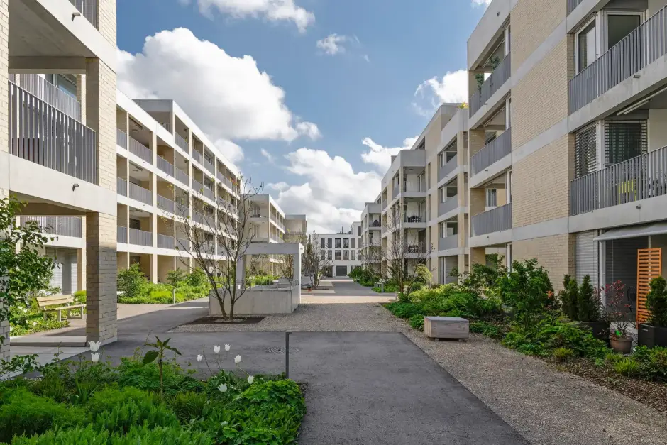 G19 Foto Aussen Innenhof 01