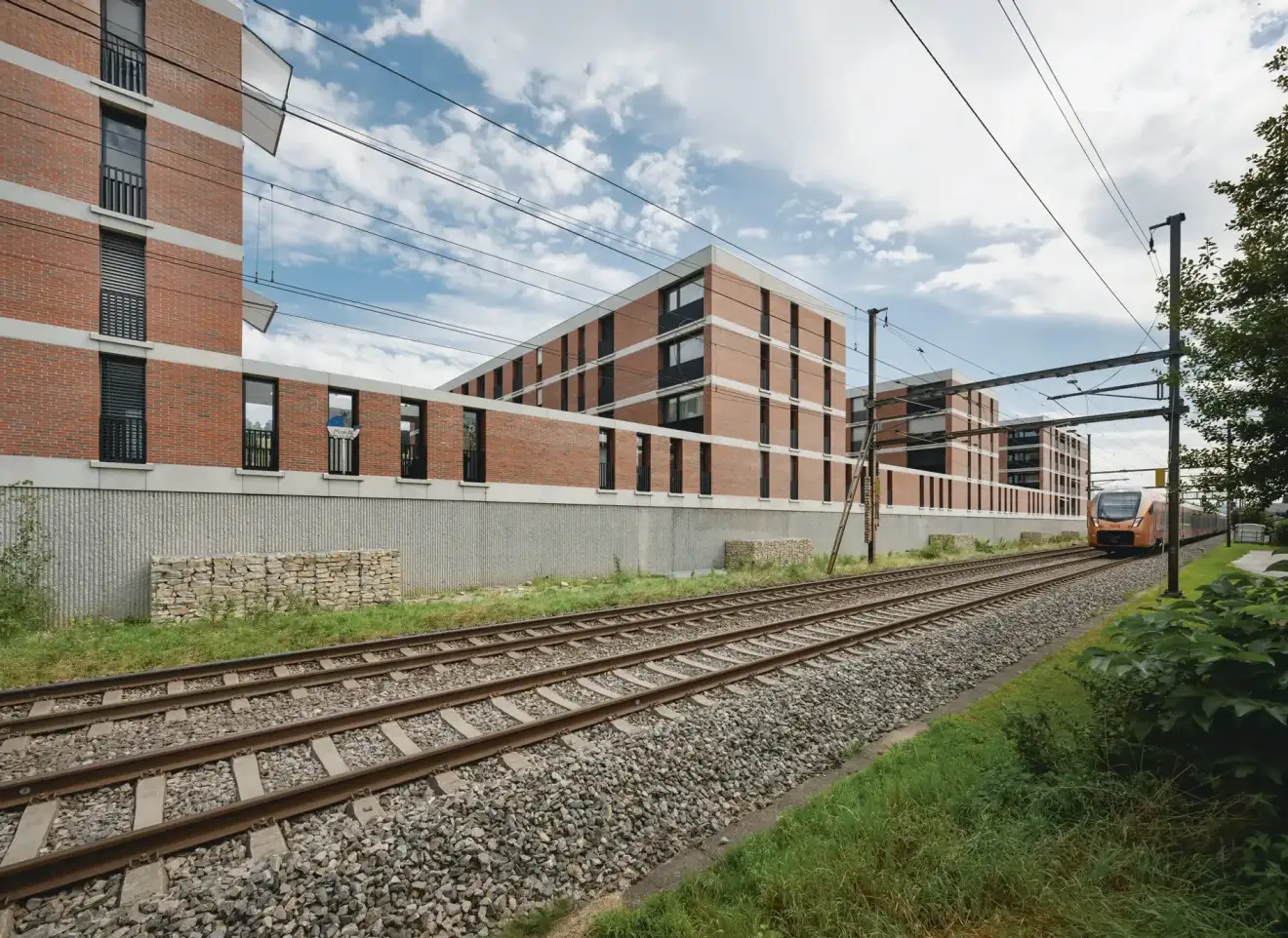 G36 Foto Aussen Gleise 02 Header