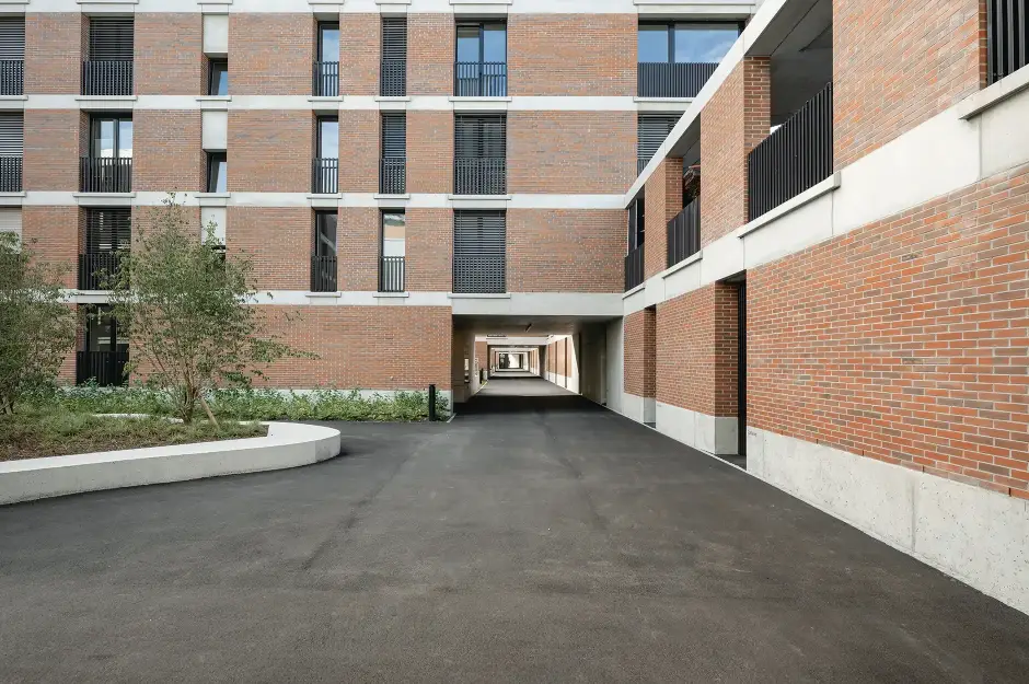 G36 Foto Aussen Erschliessung Fussgänger