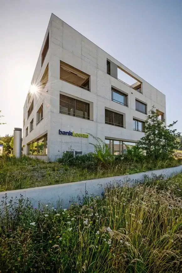 G40 Foto Aussen Wiese 02