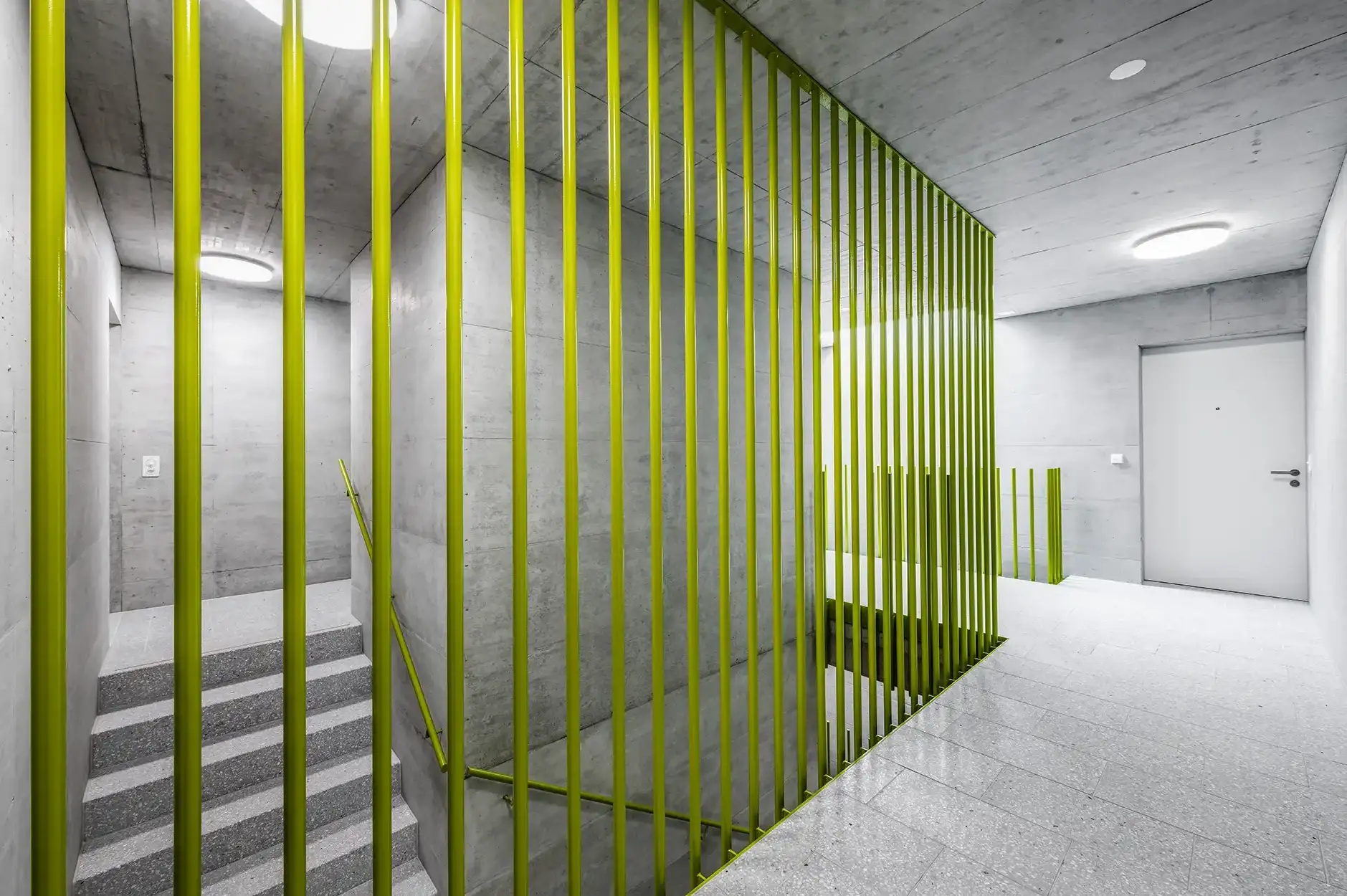 G40 Foto Innen Treppenhaus Grün 04