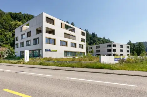 G40 Foto Aussen Strasse 01