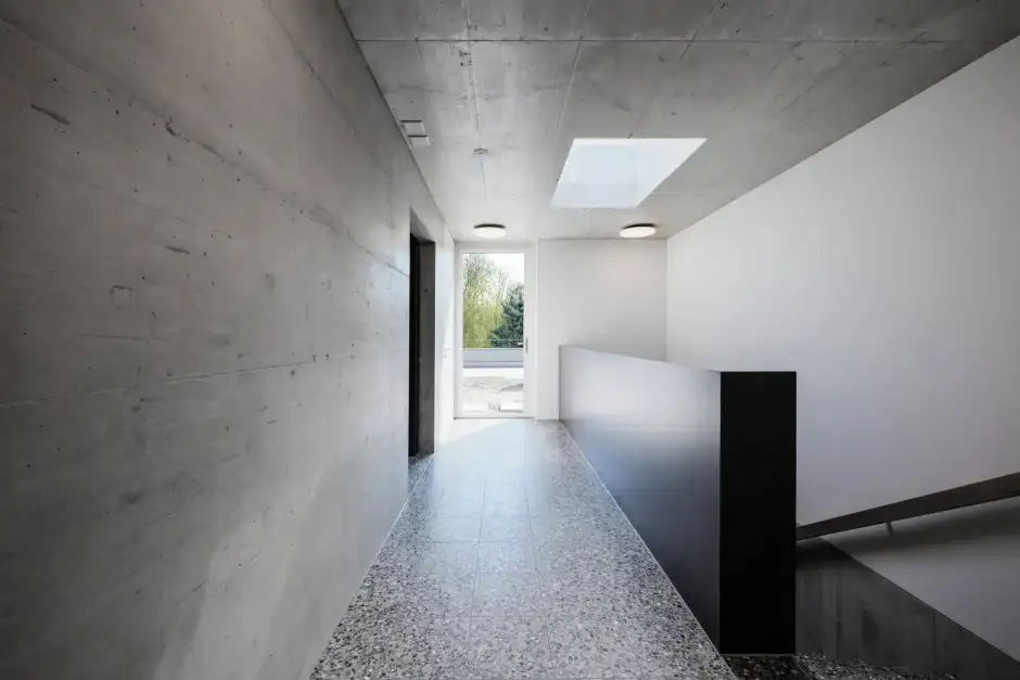 G57 Foto Innen Treppenhaus 01