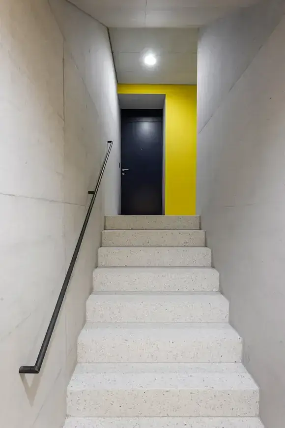 G62 Foto Innen Treppenhaus 04