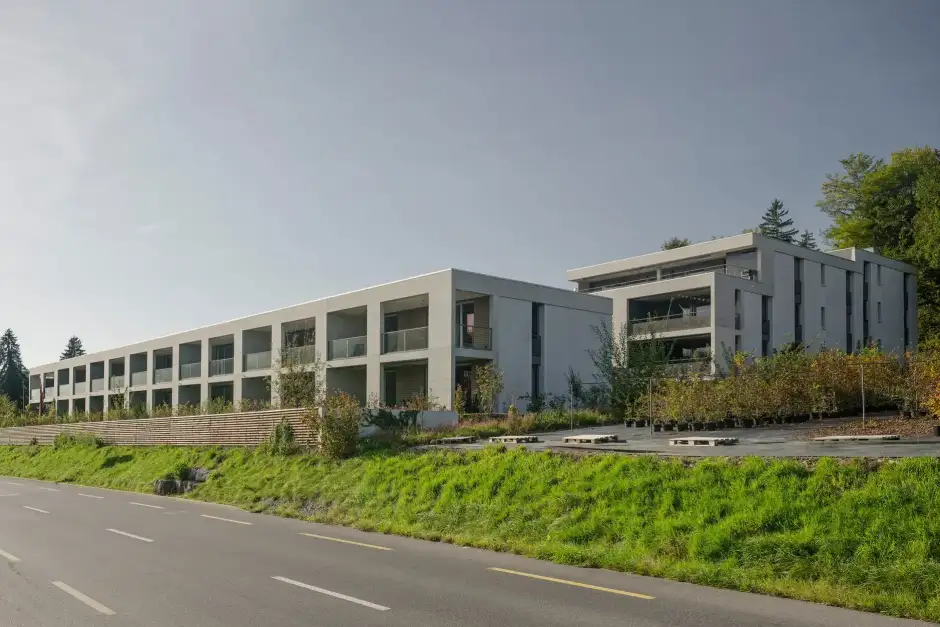 G62 Foto Aussen Strasse 02