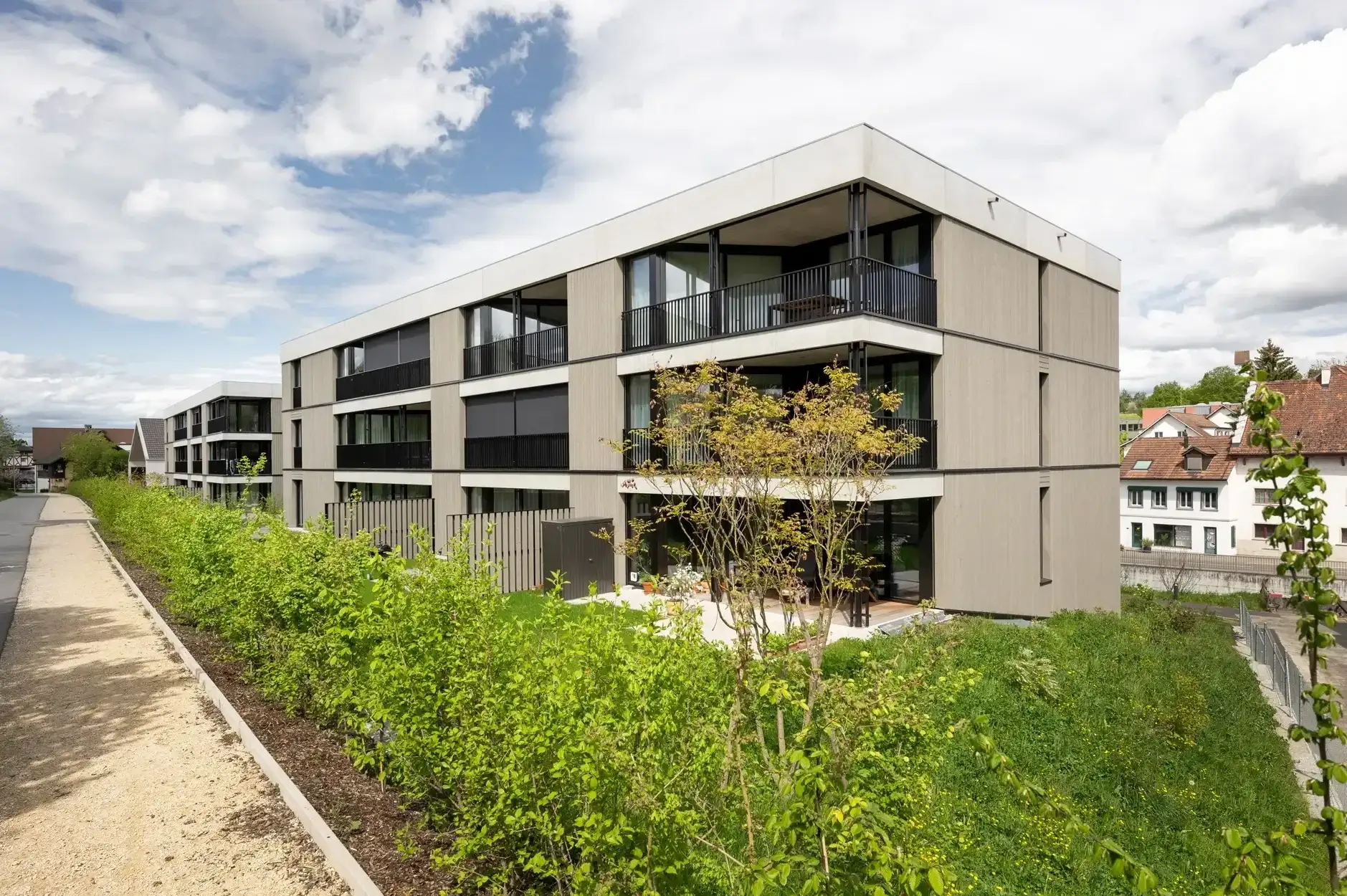 G74 Foto Aussen Garten 01