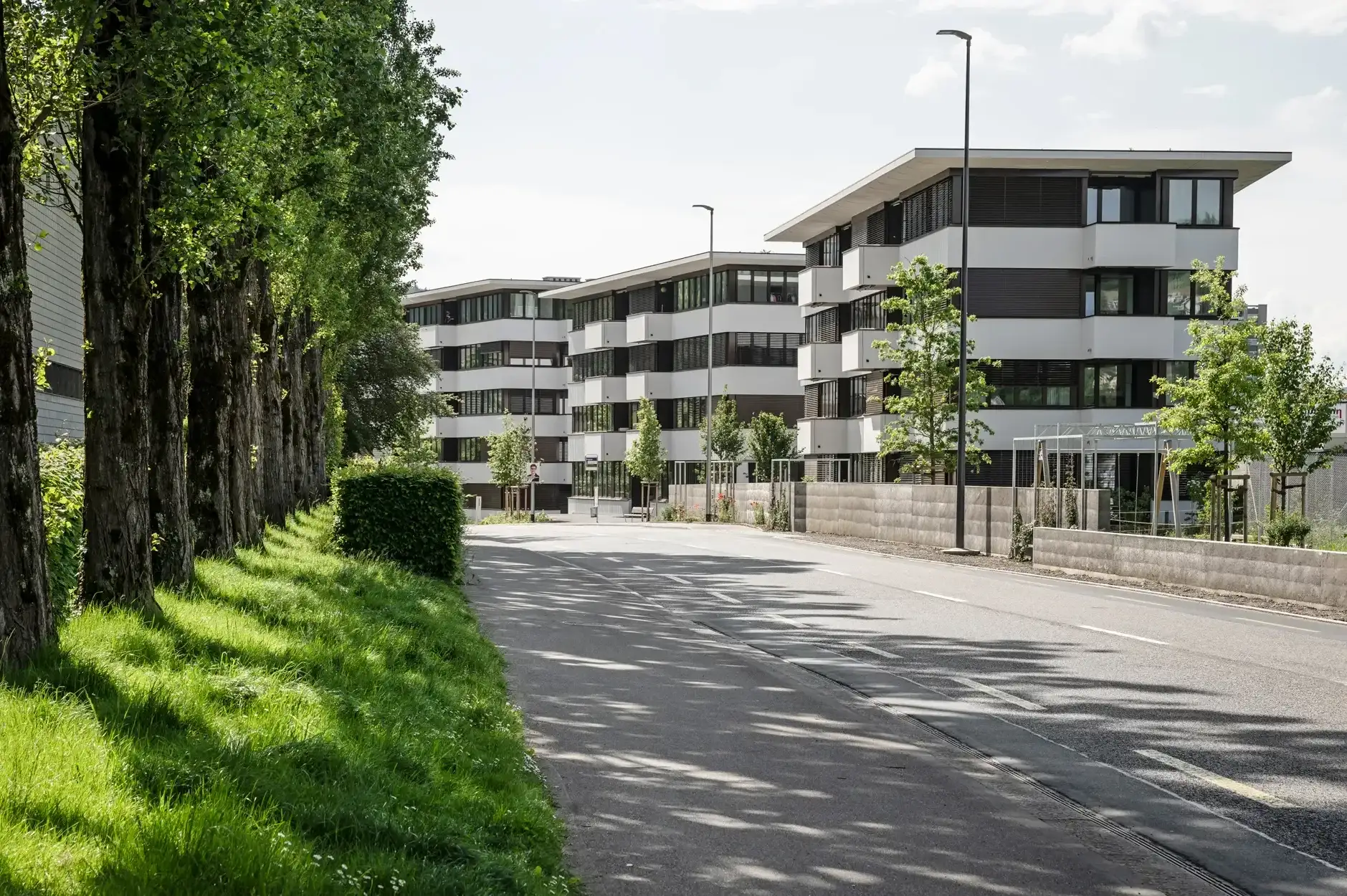 G83 Foto Aussen Strasse 06