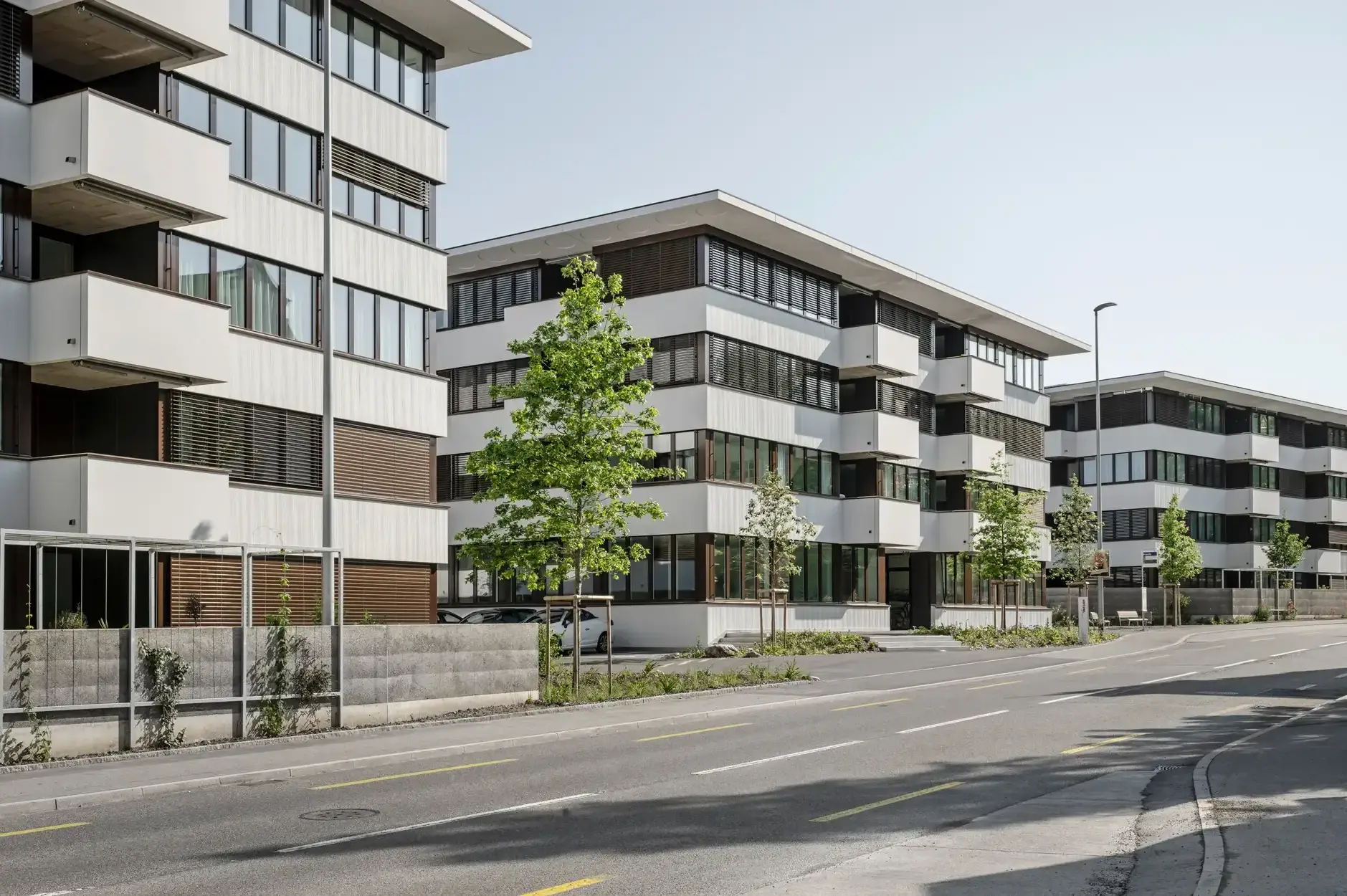 G83 Foto Aussen Strasse 04