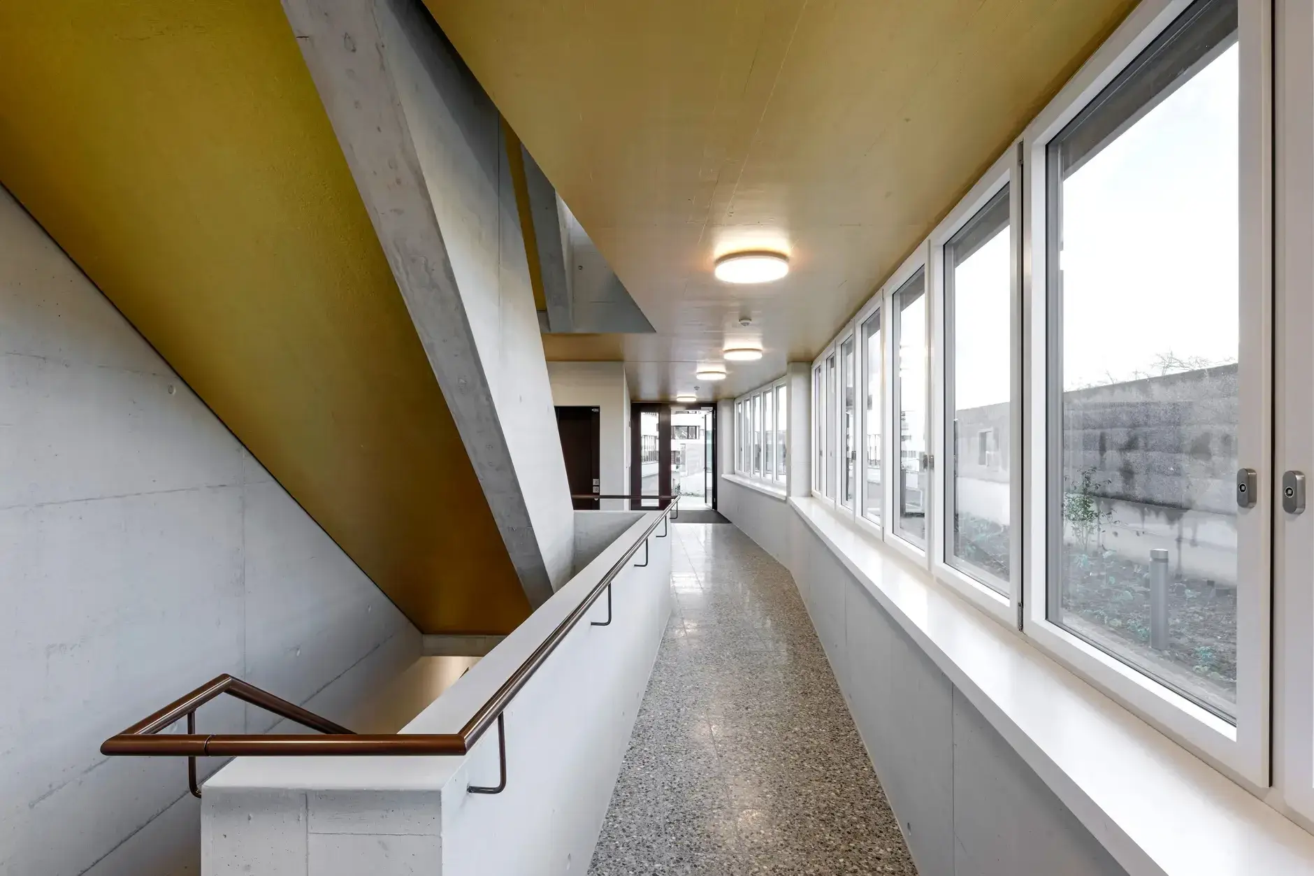 G83 Foto Innen Treppenhaus 08