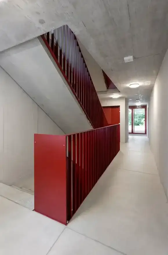 G89 Foto Innen Treppenhaus 03