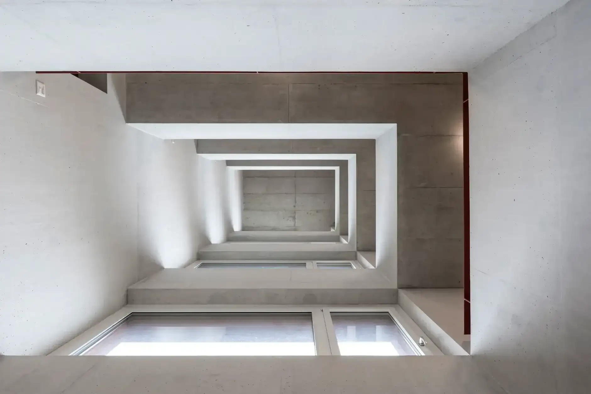 G89 Foto Innen Treppenauge 01