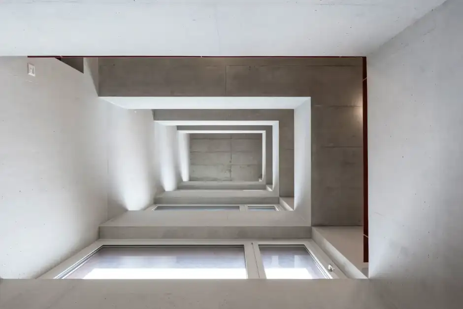 G89 Foto Innen Treppenauge 01