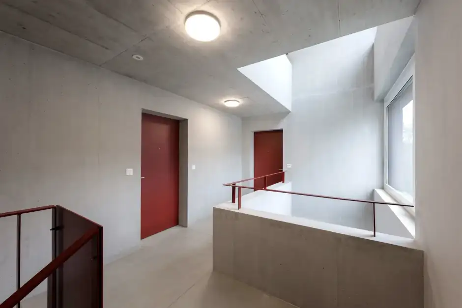 G89 Foto Innen Treppenhaus 04