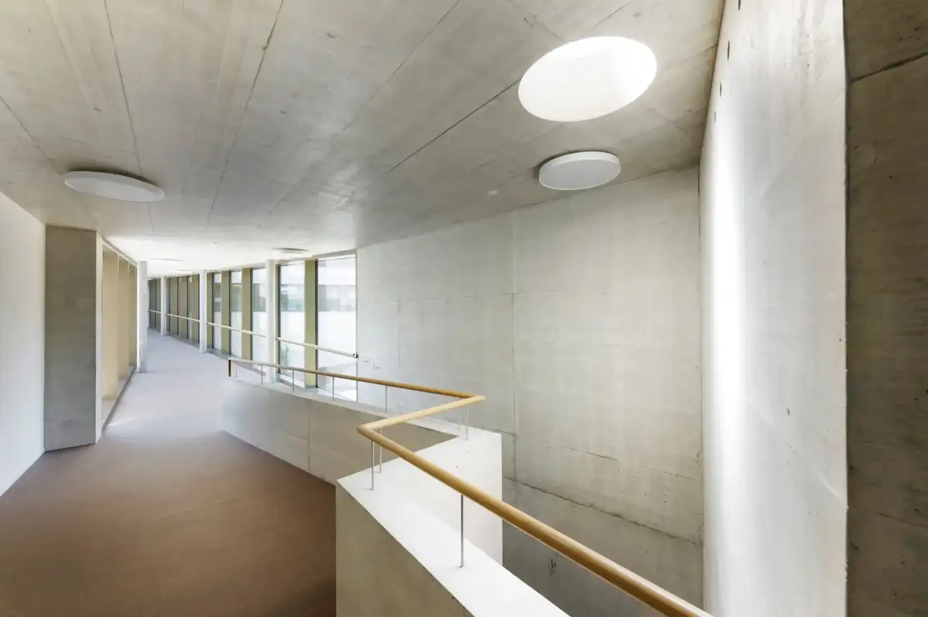 G90 Foto Innen Passerelle 02