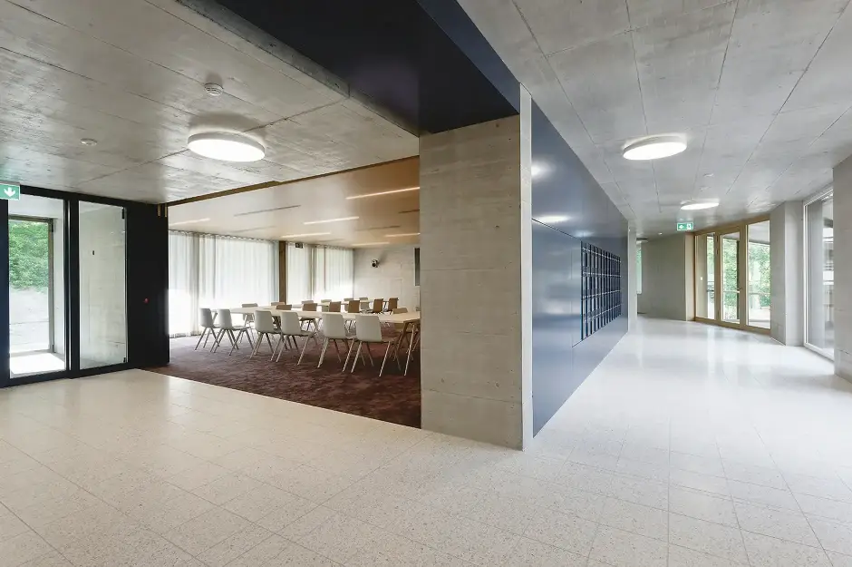 G90 Foto Innen Seminarraum