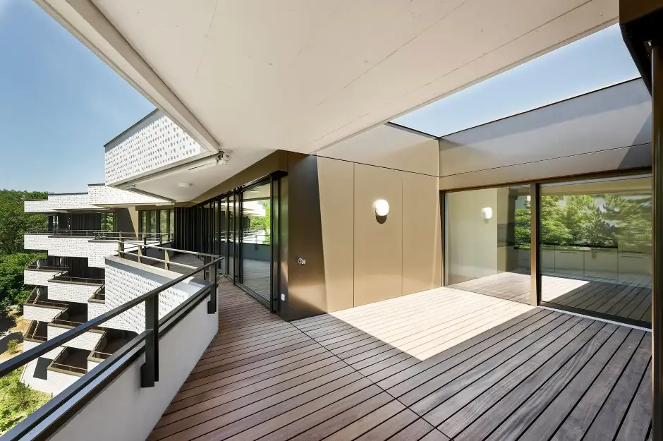 G90 Foto Innen Terrasse 01