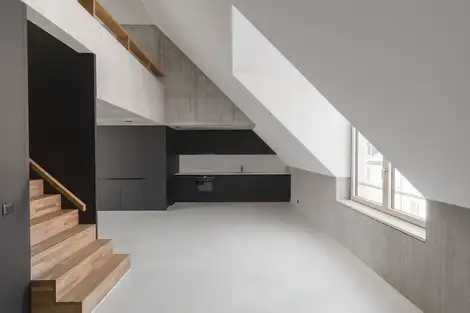 H09 Foto Innen Wohnen Kochen Dachgeschoss