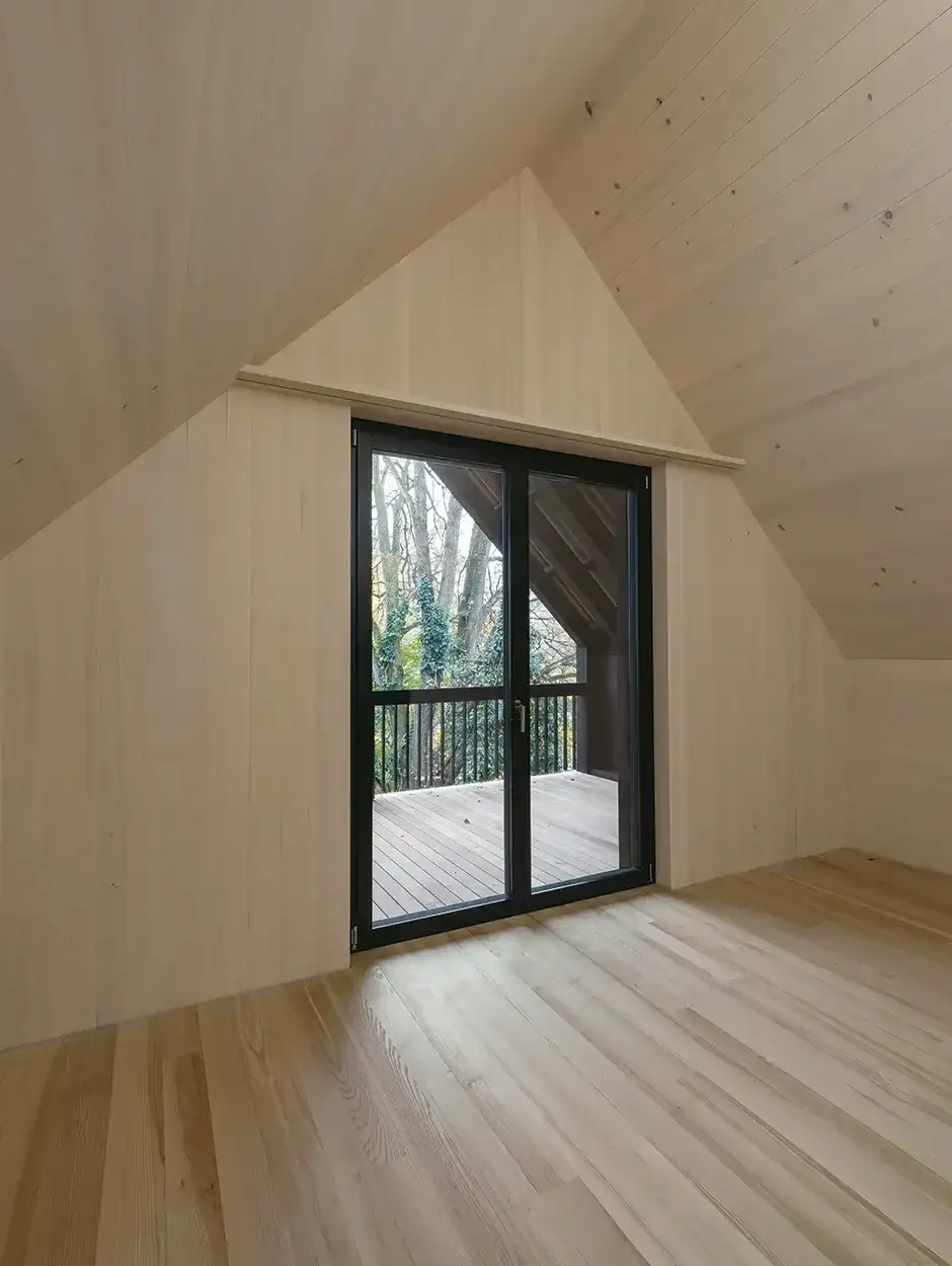 H28 Foto Innen Zimmer Dach