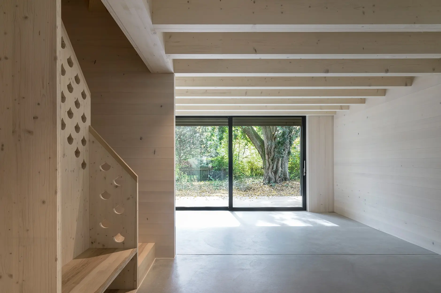 H28 Foto Innen Treppenhaus Wohnen Sitzplatz