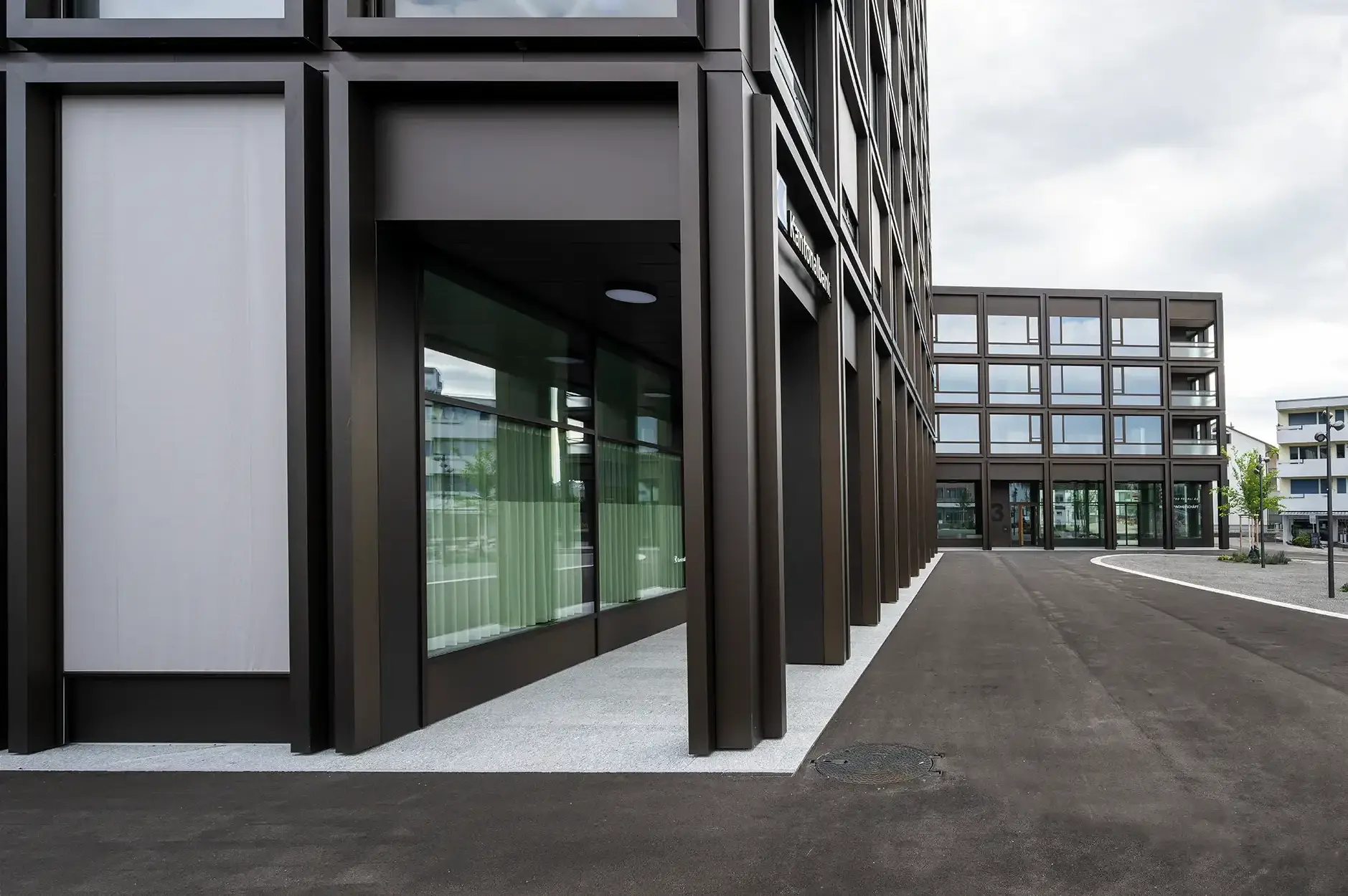 H54 A Foto Aussen Arkade 01