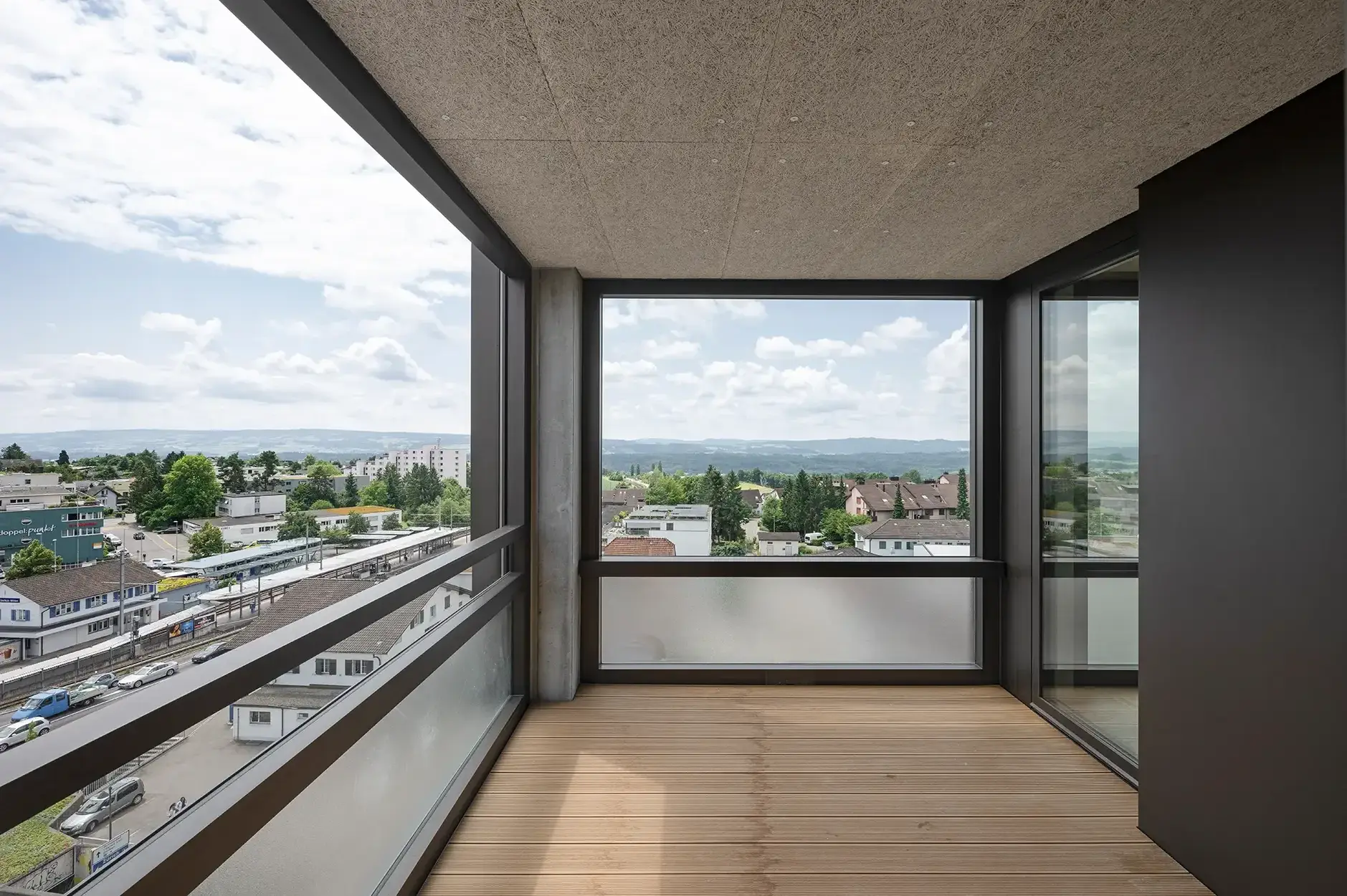 H54 A Foto Innen Loggia 01