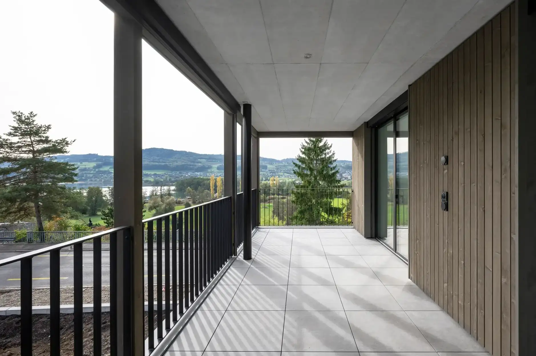 H59 Foto Innen Balkon 03