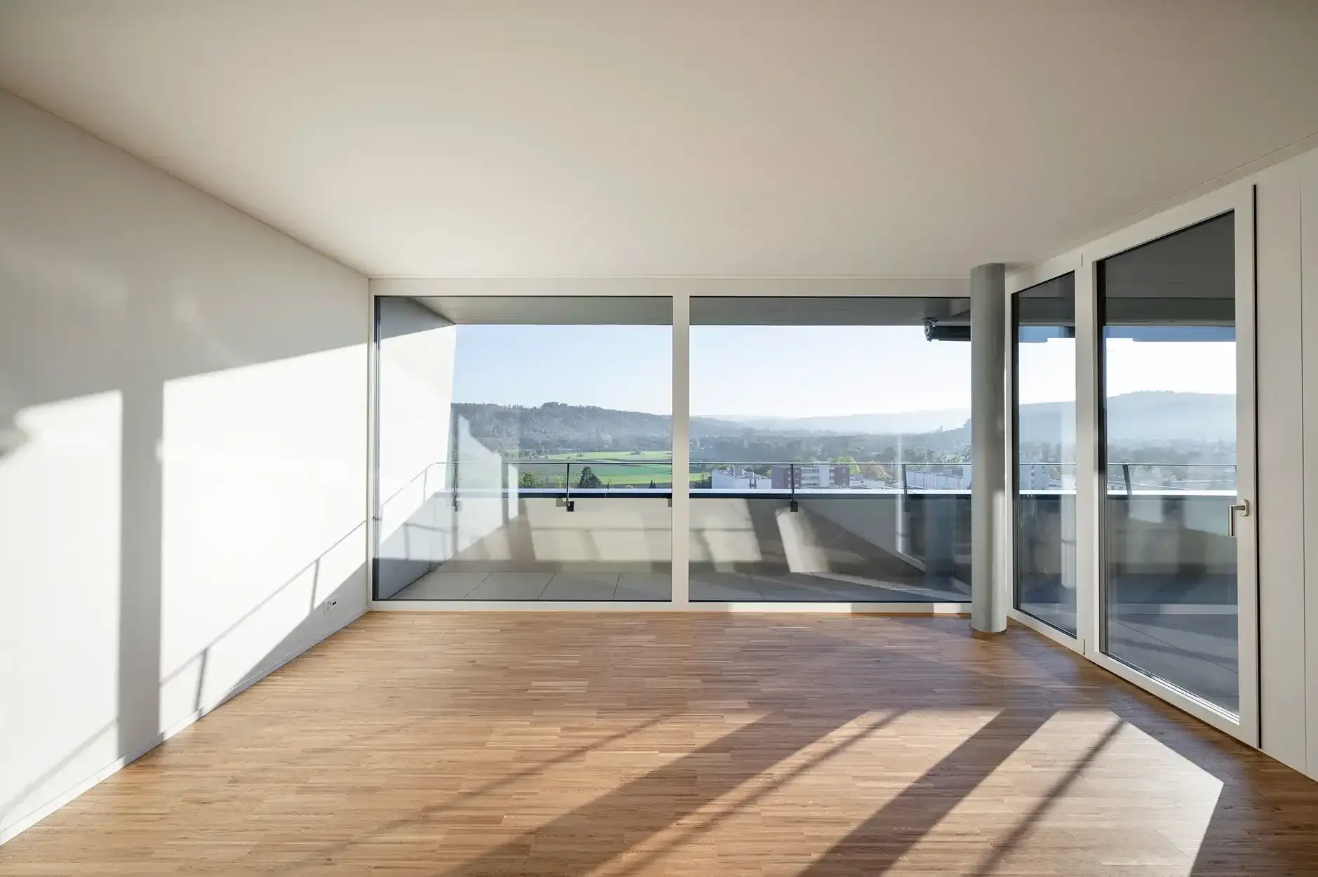 H79 Foto Innen Fenster Terrasse