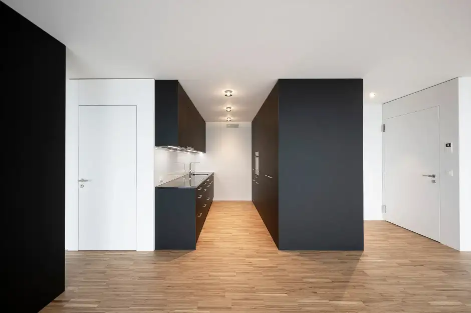 H79 Foto Innen Küche 02