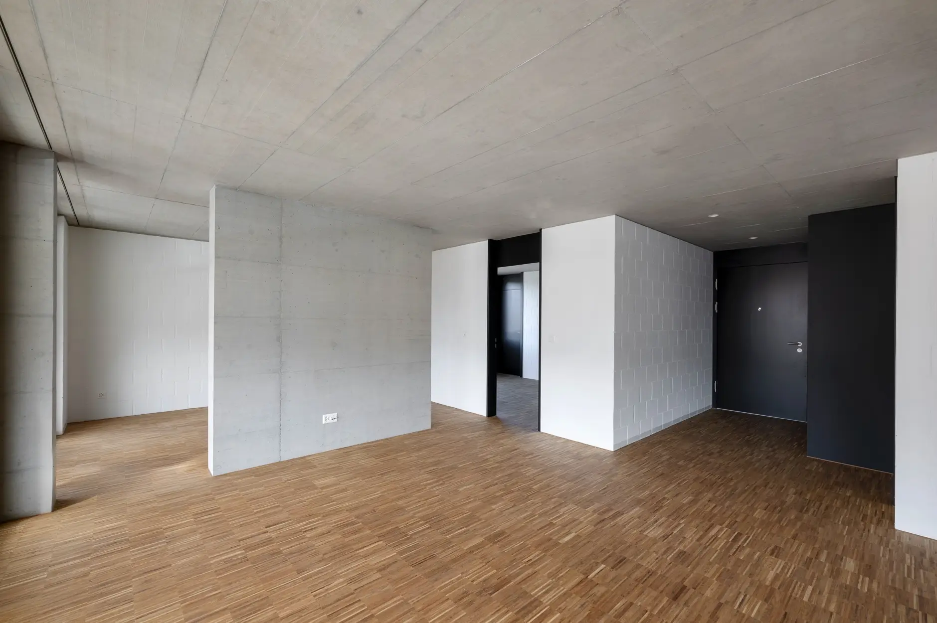 I14 Foto Aussen Attika Wohnen 03