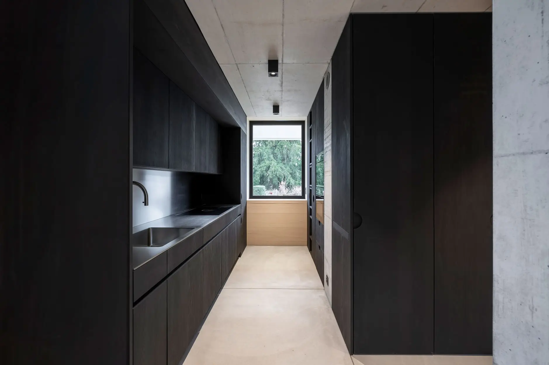 I54 Foto Innen Kueche 01