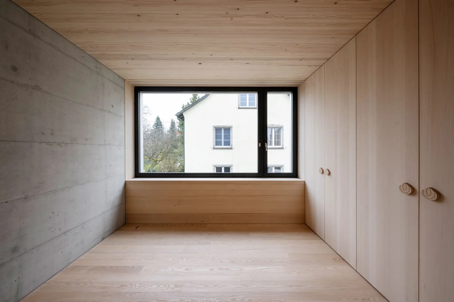 I54 Foto Innen Zimmer Fenster 02