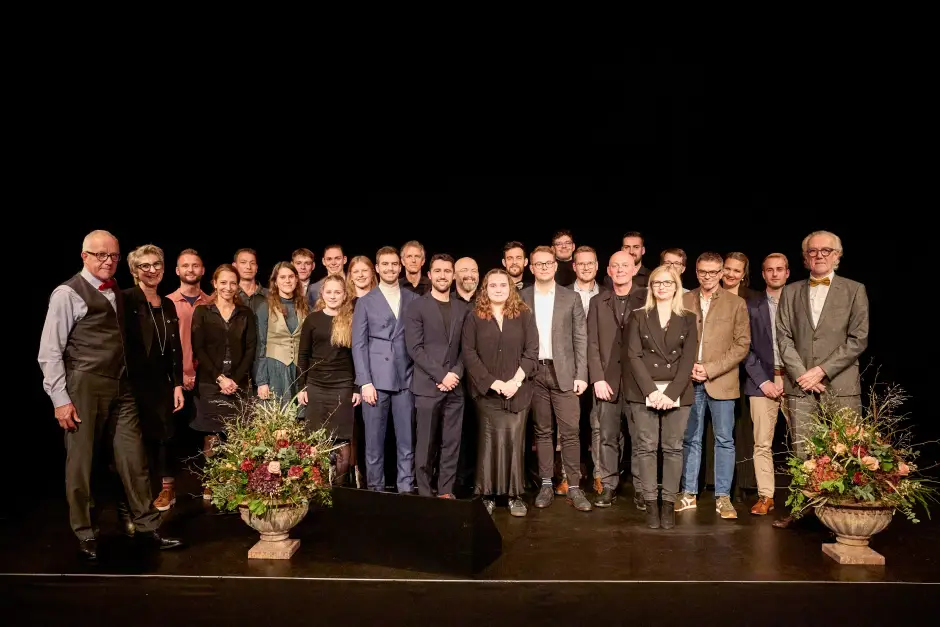 Team retuschiert bearbeitet